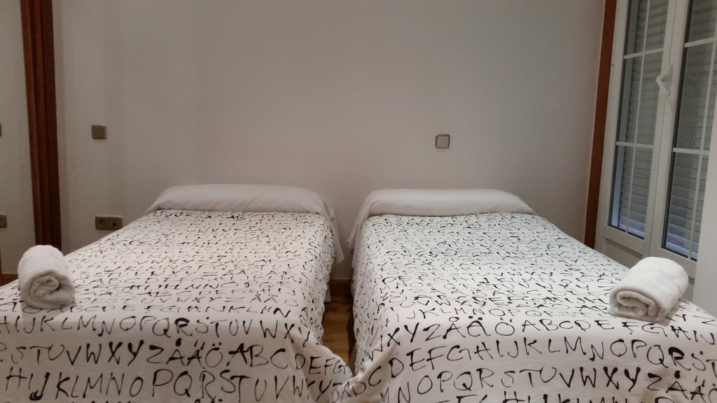 Apartamentos Good Stay Prado Madrid Pokoj fotografie