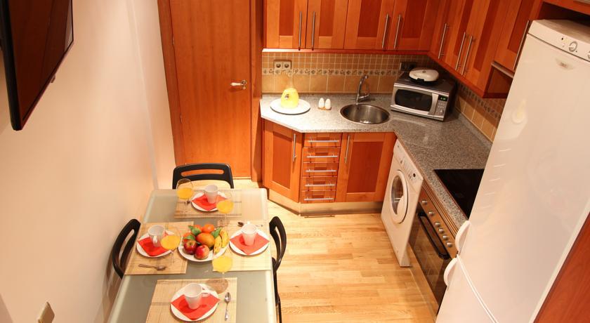 Apartamentos Good Stay Prado Madrid Pokoj fotografie