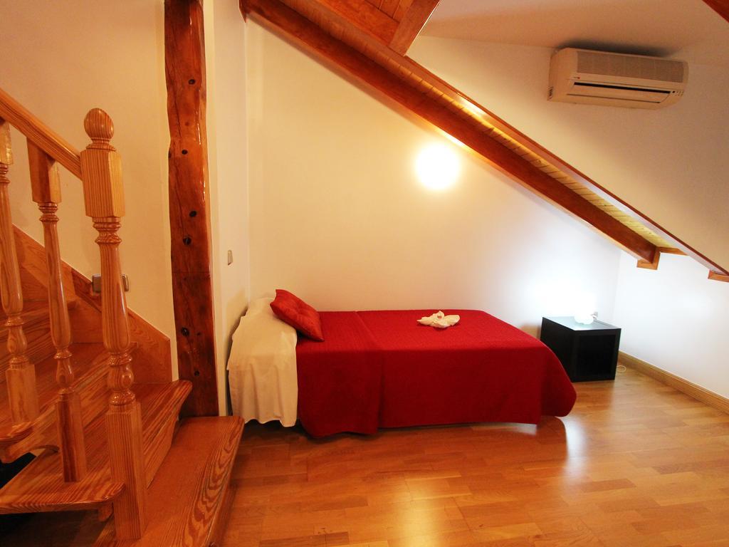 Apartamentos Good Stay Prado Madrid Pokoj fotografie