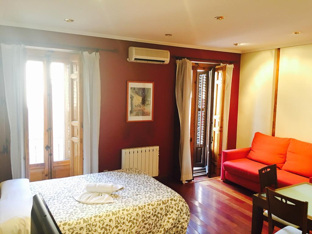 Apartamentos Good Stay Prado Madrid Exteriér fotografie