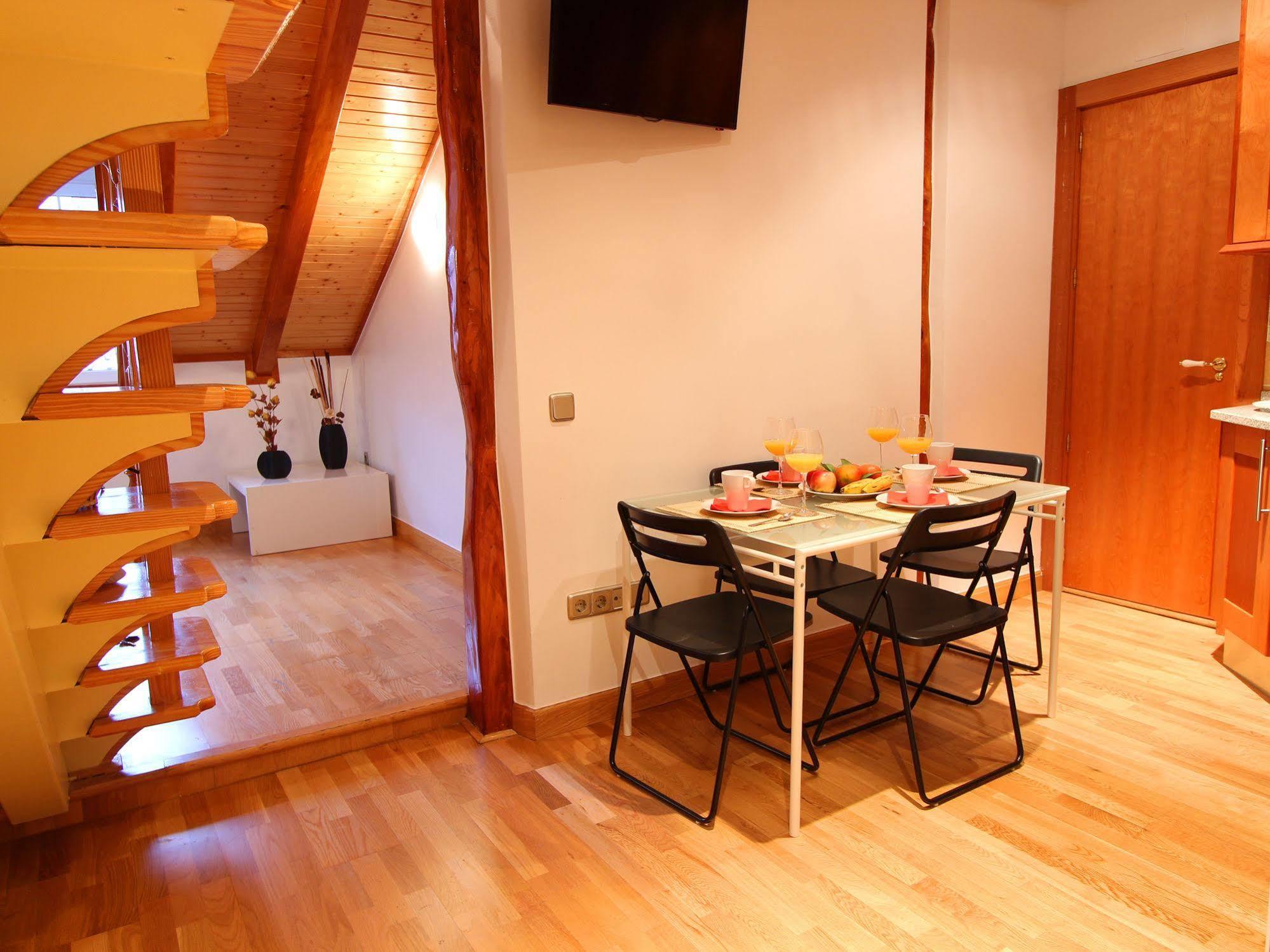 Apartamentos Good Stay Prado Madrid Exteriér fotografie